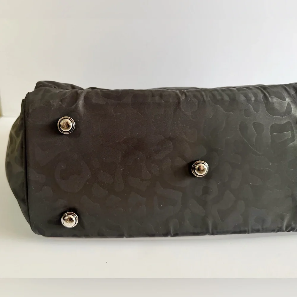 Jujube - MBOSS collection DR. B.F.F. DIAPER BAG in Black Catwalk